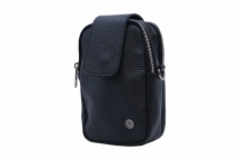BRIGHT Crossbody kapsa �ern�